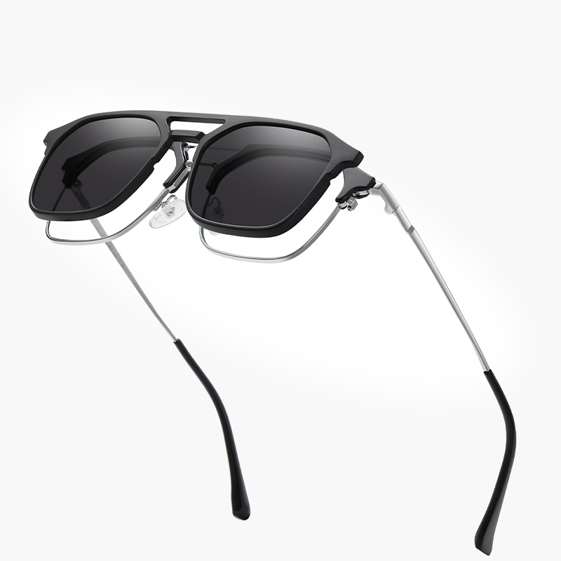 Vintage Fashion Girl - Clip On Polarized Sun Glasses Man