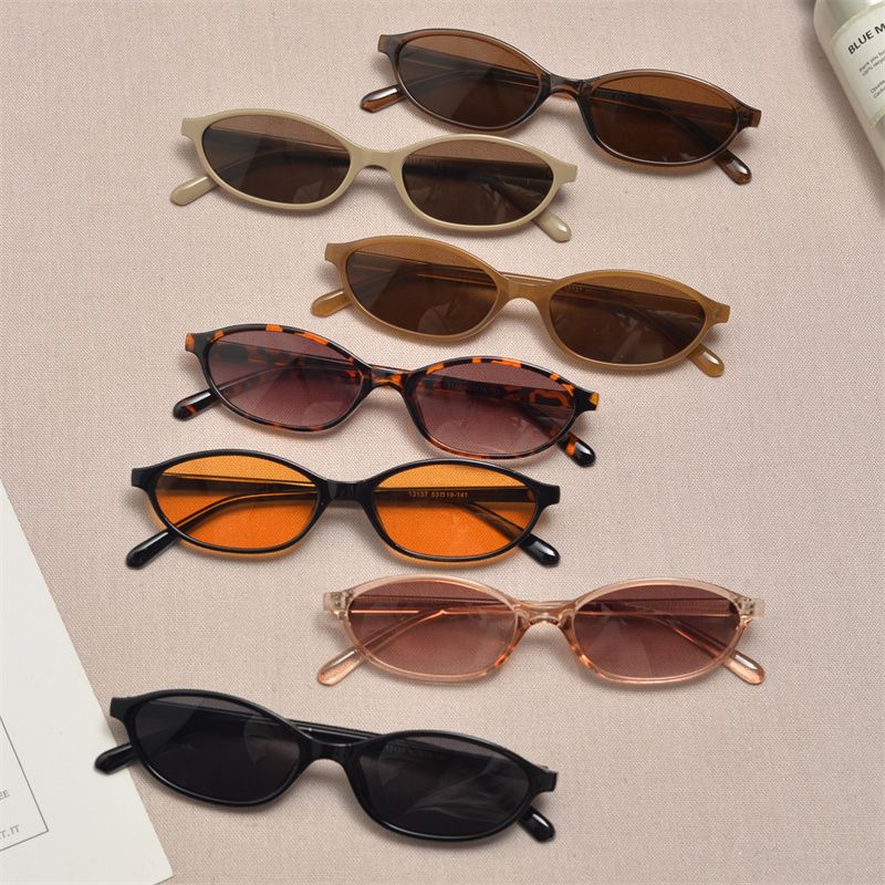 Vintage Fashion And Design - Vintage Small Cat Eye Sunglasses New