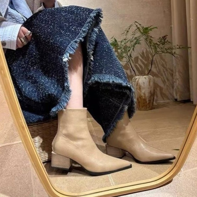 Vintage Fashion Designers - 2026 Street Style Designer Vintage Pointed