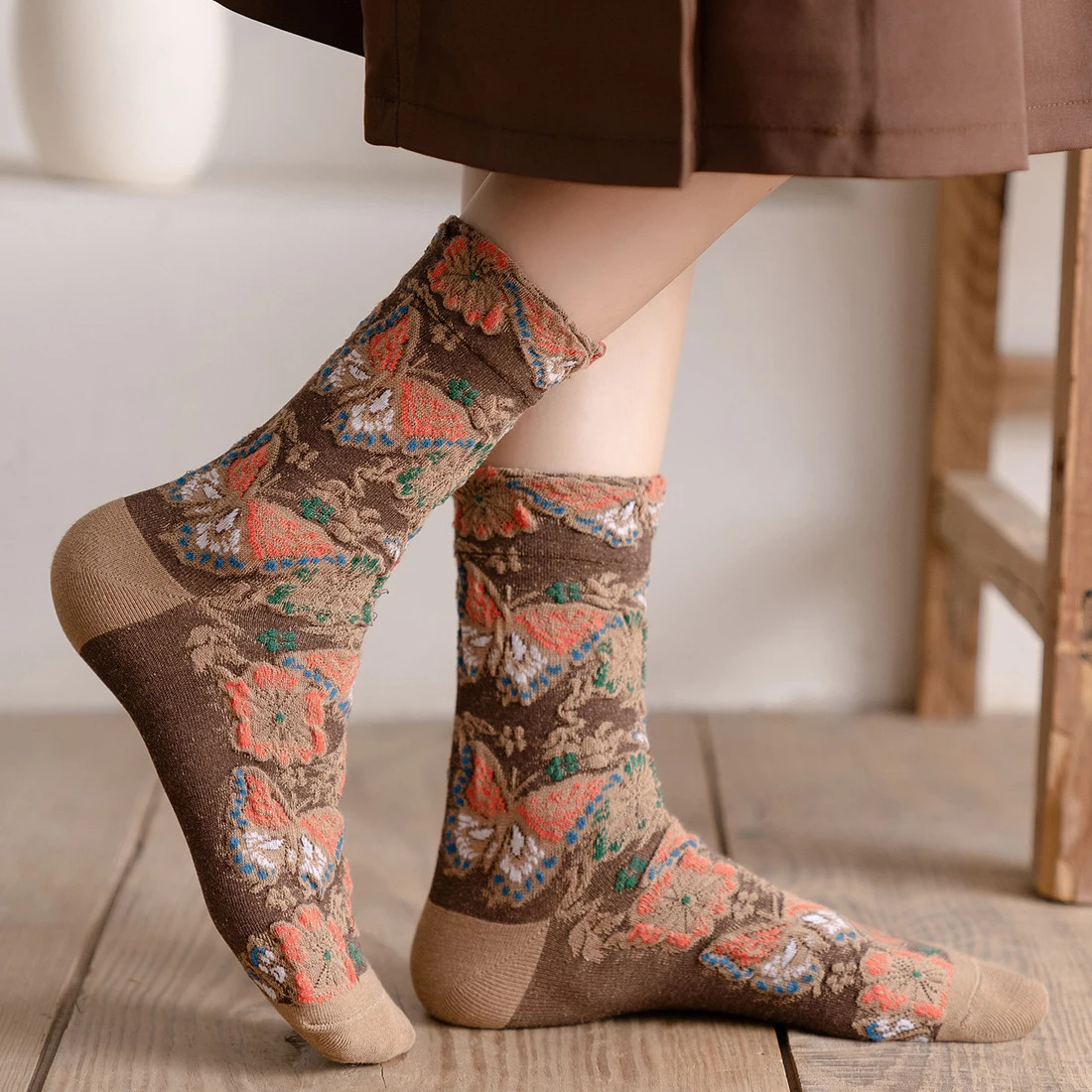 Floral Embroidery Women's Sock - Retro Vintage Korean Fashion recension och pris