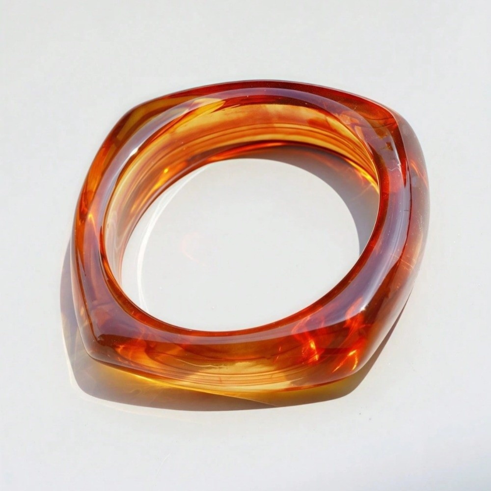 Statement Bangles Translucent  - Vintage Fashion Gen Z recension och pris