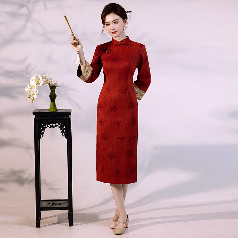 Luxury Suede Velvet Qipao - Mo - Vintage Fashion Gen Z recension och pris