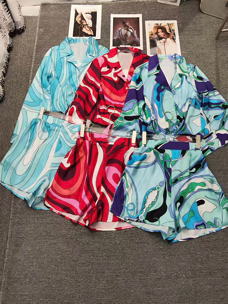Retro 26 Summer New Print Eleg - Vintage Fashion News recension och pris