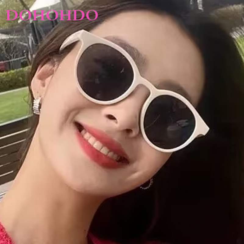 Vintage Classic Oval Sunglasse - Vintage Fashion Photography recension och pris