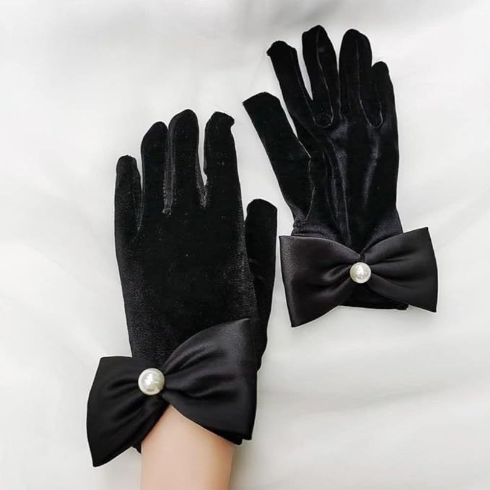 Vintage Wedding Bridal Gloves  - Vintage Fashion Photographers recension och pris