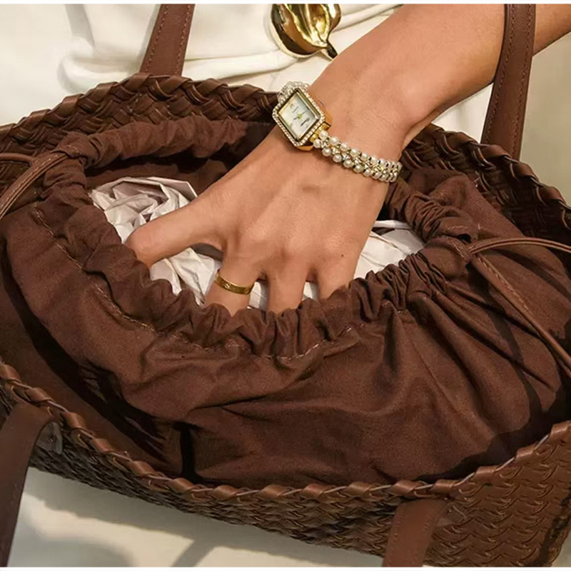 Hollow Woven Crossbody Shoulde - Vintage Fashion Market recension och pris